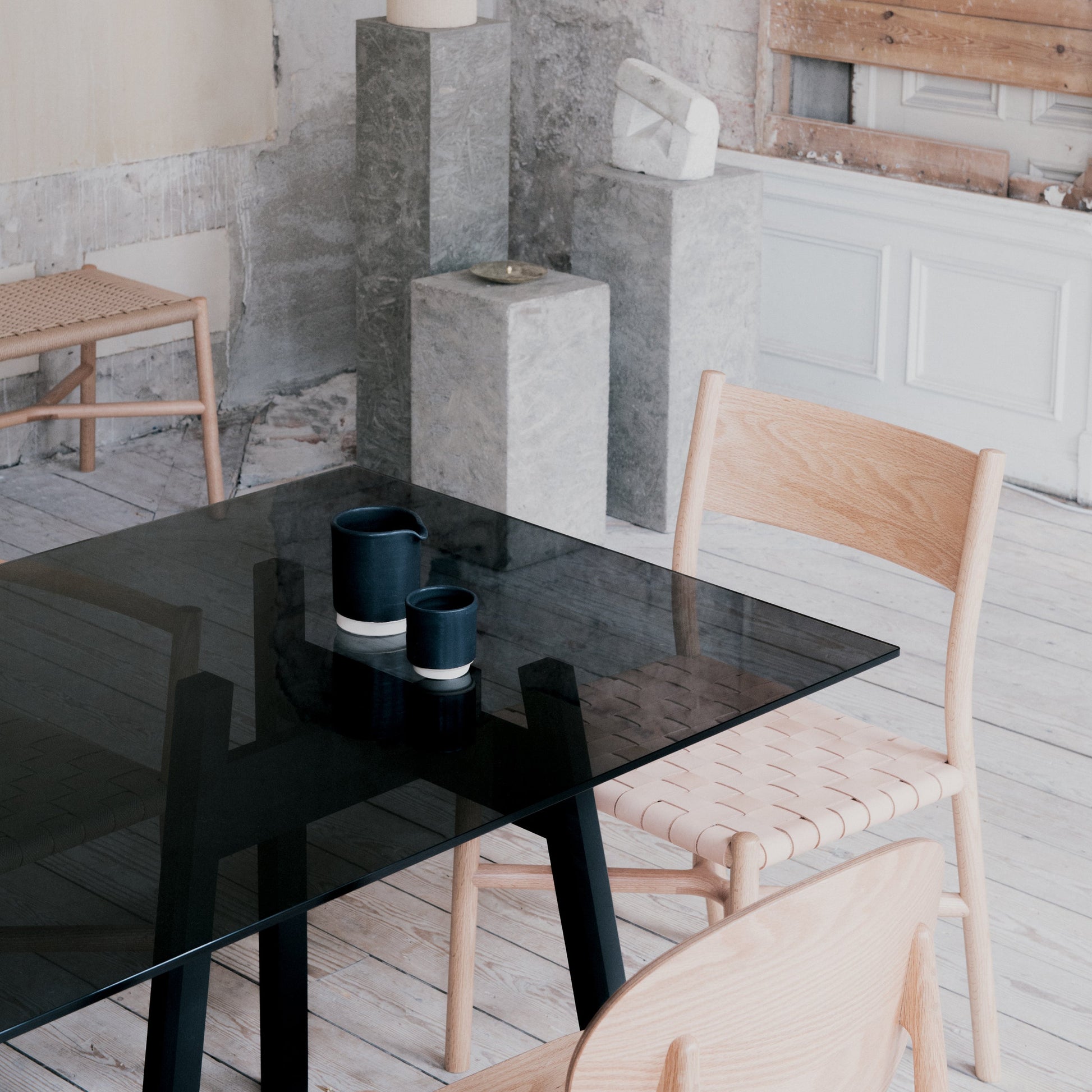Ariake Chair: Earth Leather Strap