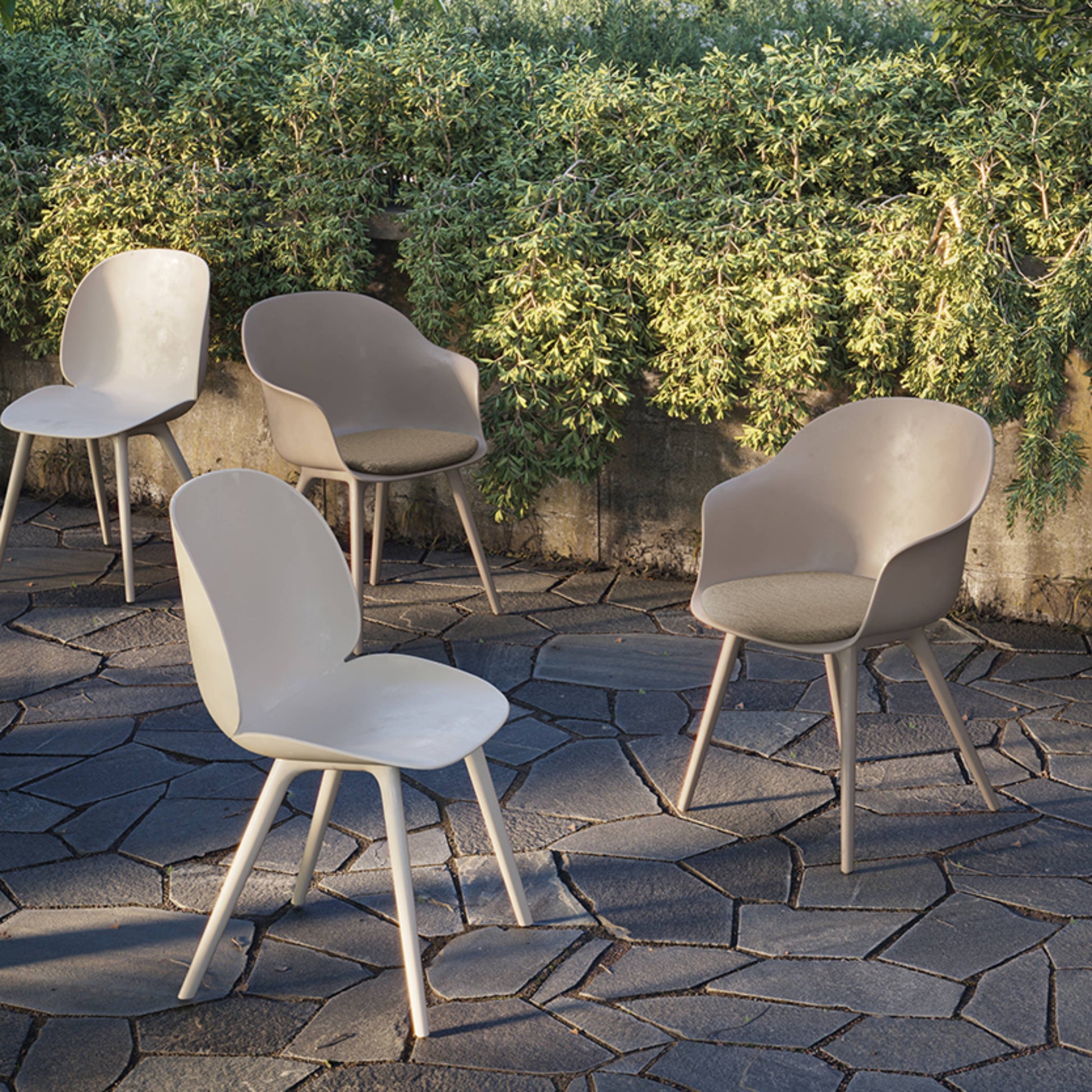 Bat Dining Chair: Plastic Base with Cushion